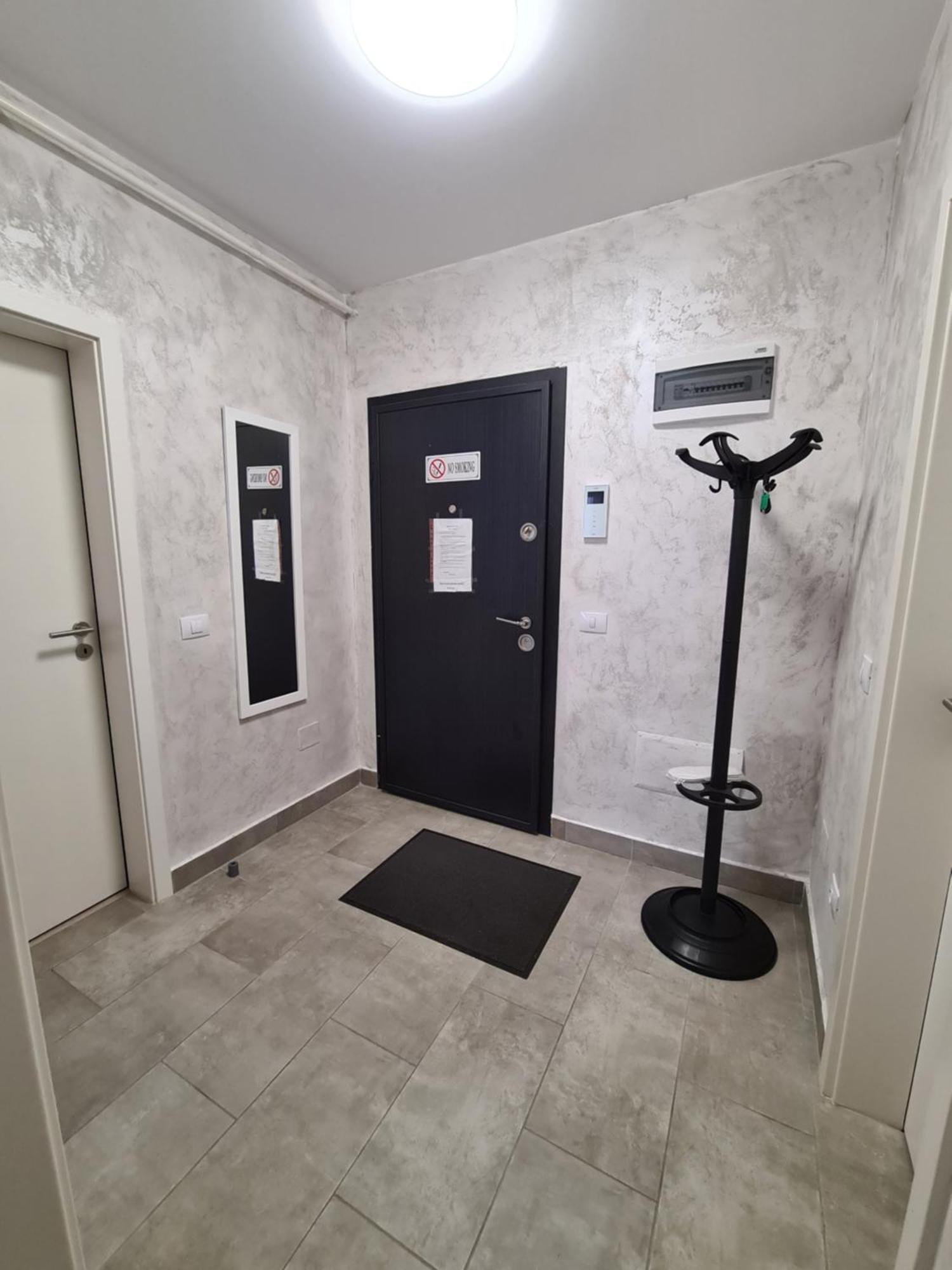 Studio Red Apartment Brasov Ngoại thất bức ảnh
